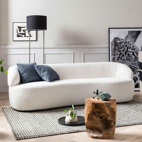 Weißes Dreisitzer Sofa im Skandi Design Boucle Stoff Bezug